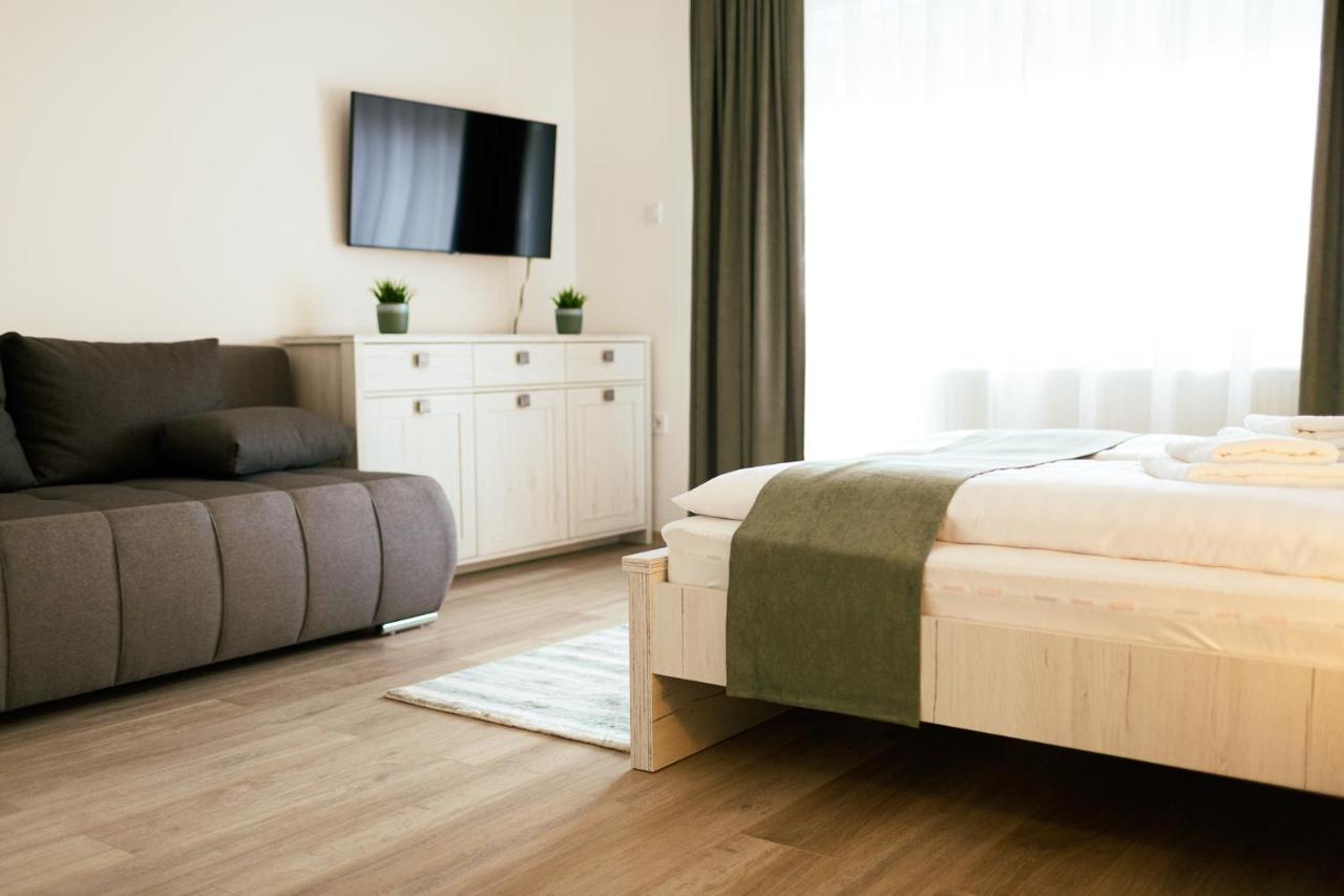 Munkacsy Villa - Szekszárd Zewnętrze zdjęcie