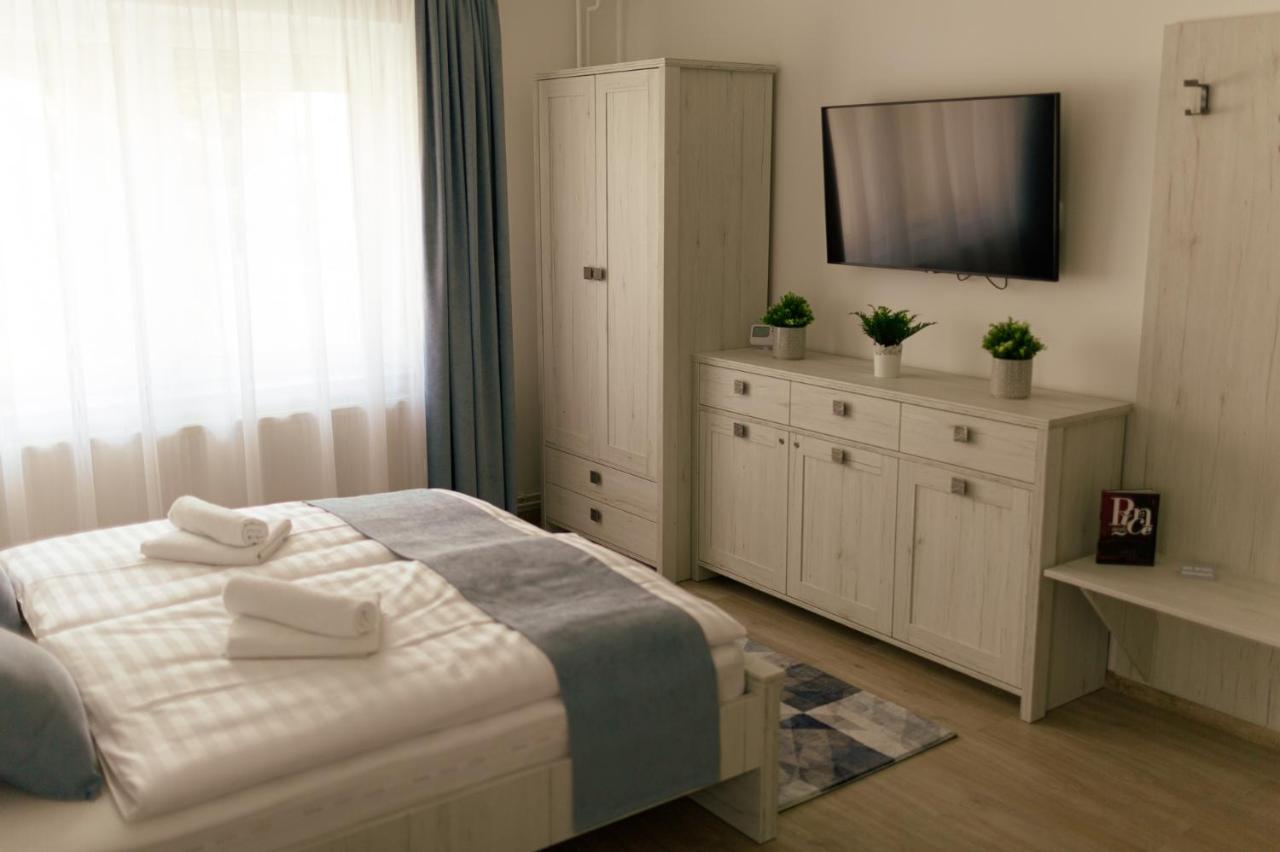 Munkacsy Villa - Szekszárd Zewnętrze zdjęcie